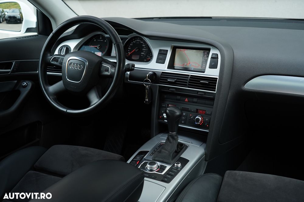 Audi A6 2.0 TDI DPF Multitronic Avant - 11