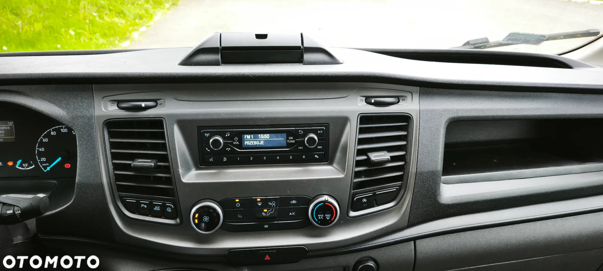 Ford Transit - 33