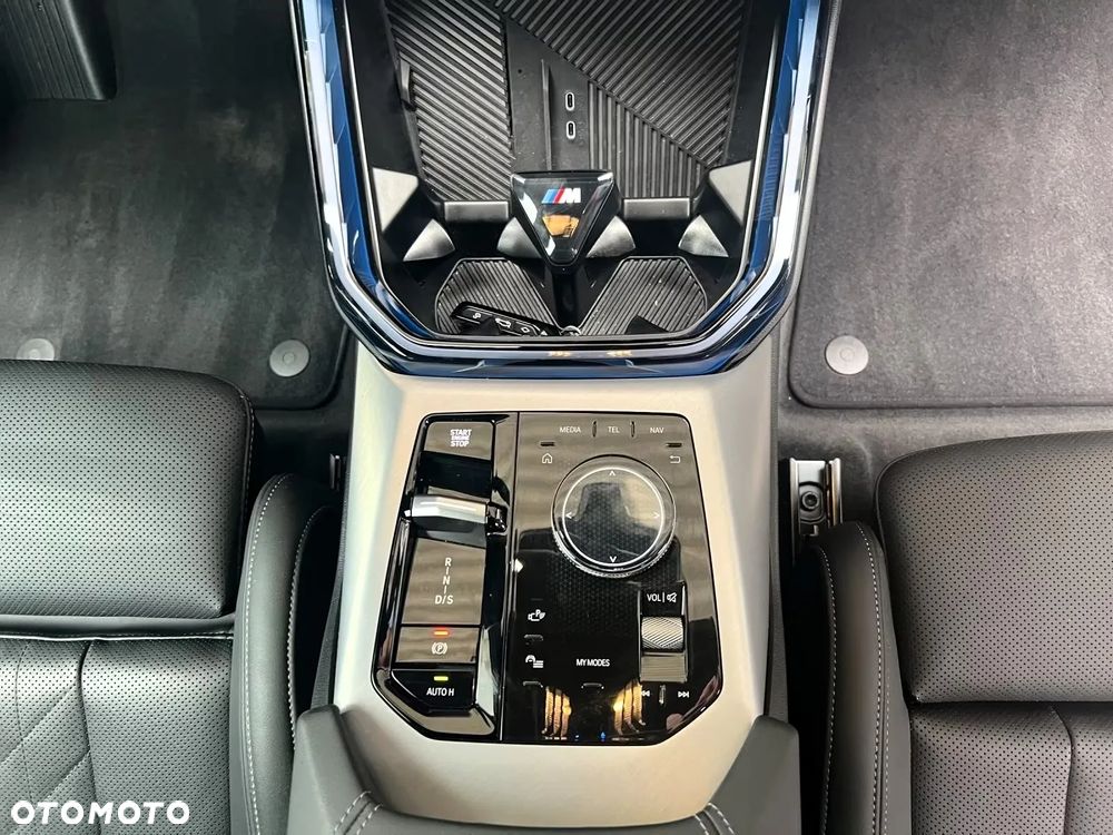 BMW X3 xM50 mHEV - 14