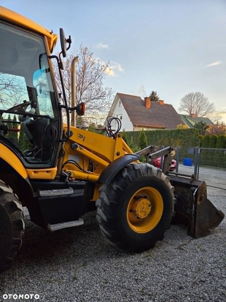 JCB 4CX - 12