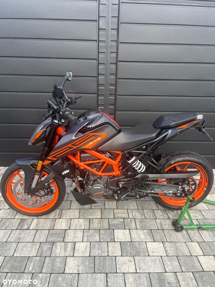 KTM Duke 125 - 19