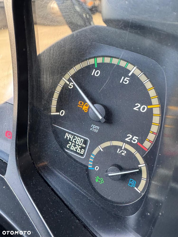 Mercedes-Benz Antos - 8