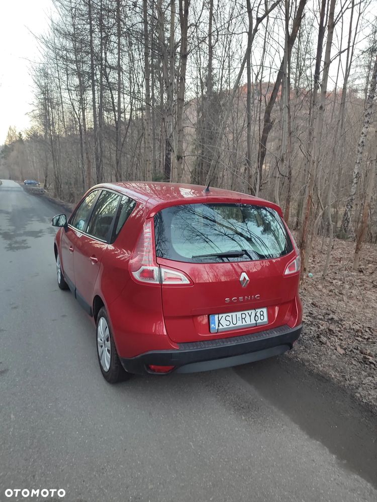 Renault Scenic 1.6 16V 110 Authentique - 12