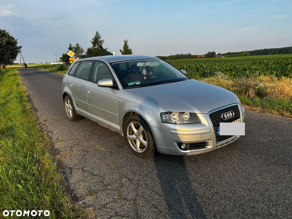 Audi A3 Sportback 2005 photo 2