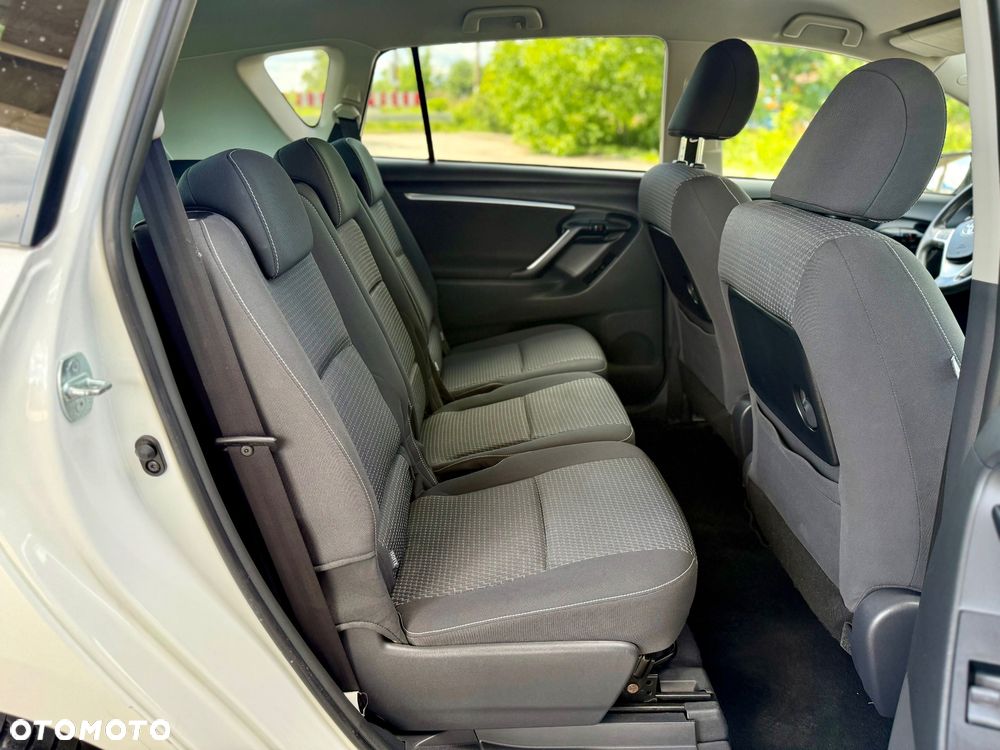 Toyota Verso 1.8 5-Sitzer Comfort - 16