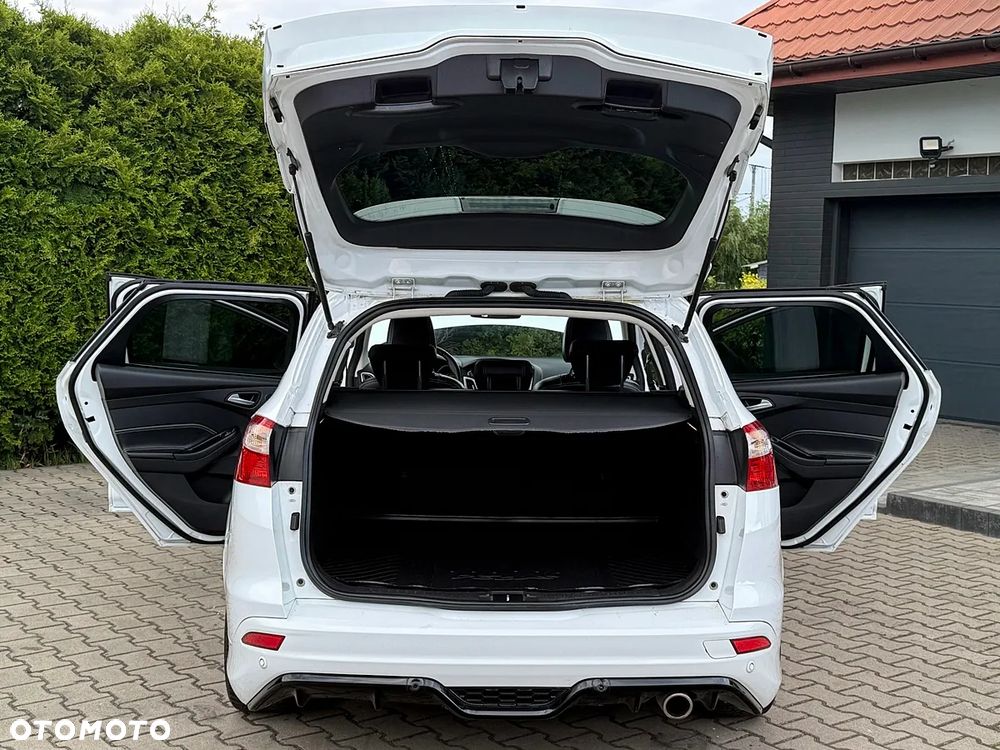 Ford Focus 1.6 EcoBoost Start-Stopp-System Titanium - 27
