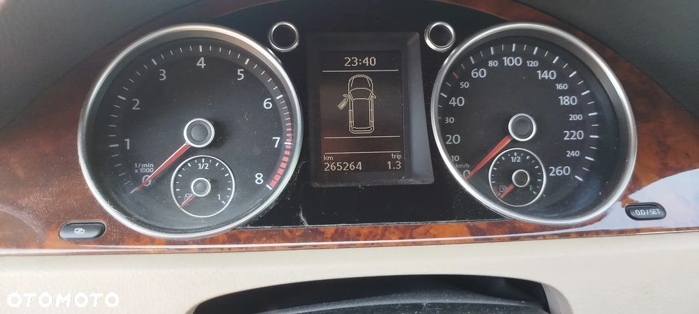 Volkswagen Passat - 6