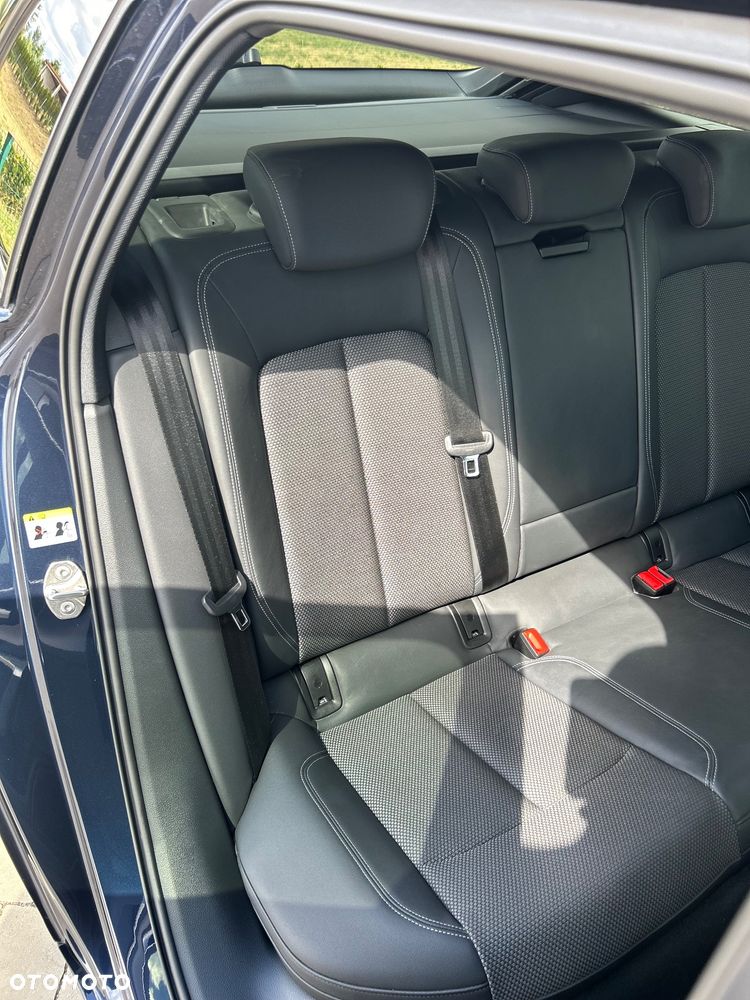 Audi A6 Avant 40 TDI S tronic S line - 21