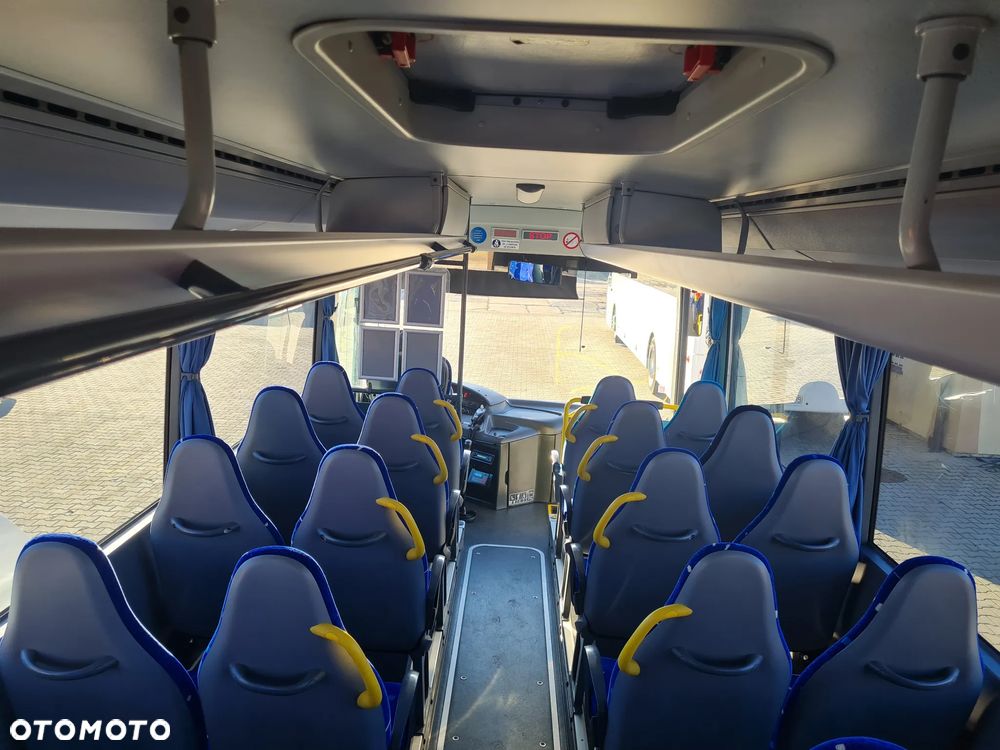 Mercedes-Benz INTOURO - 19