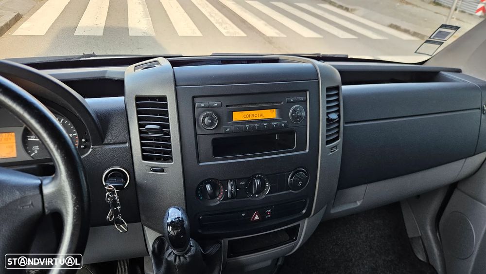 Mercedes-Benz Sprinter teto alto - 6