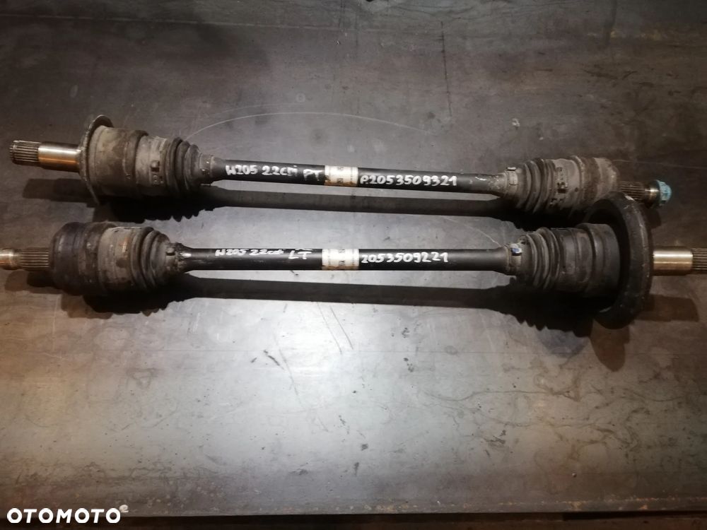 MERCEDES W205 PÓŁOŚ TYŁ TYLNA LEWA A2053509221 A2053509321 - 1