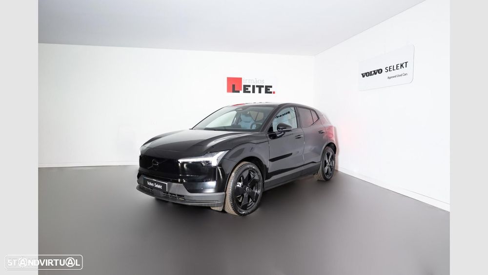 Volvo EX30 51 kWh Single Motor Black Edition - 3