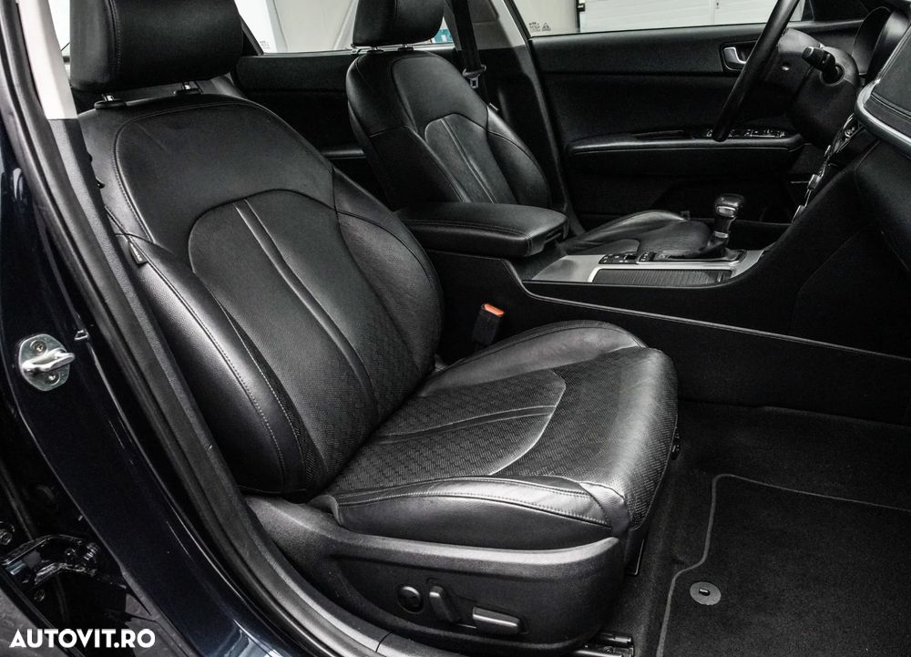 Kia Optima - 15