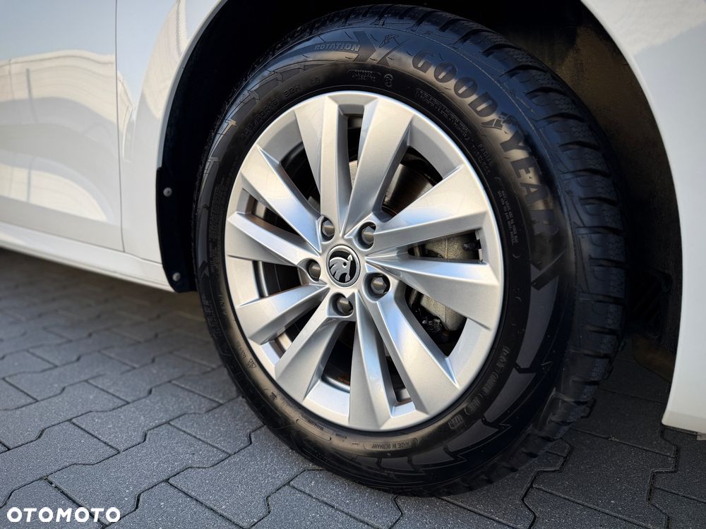 Skoda Octavia 1.5 TSI Essence - 15