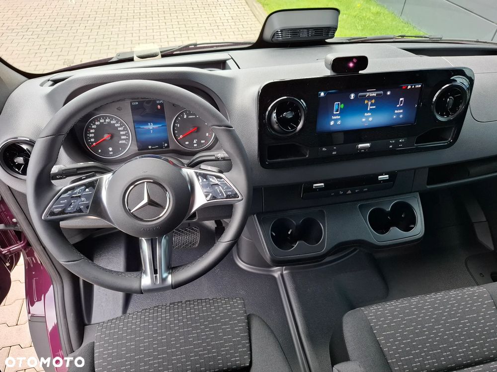 Mercedes-Benz Sprinter 317 CDI Furgon PRO długi 4325 mm L3H2 - 23