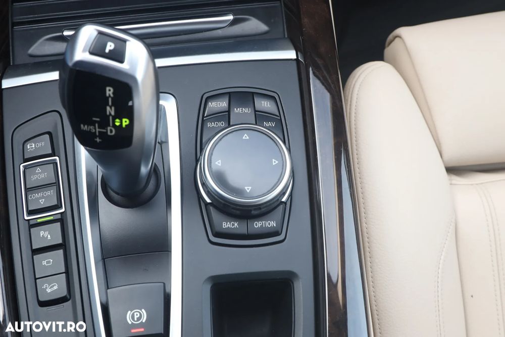 BMW X5 xDrive30d Sport-Aut. - 28