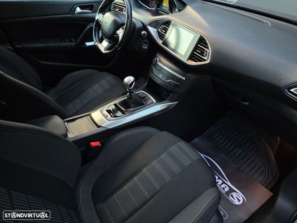 Peugeot 308 1.6 BlueHDi Active J17 - 14