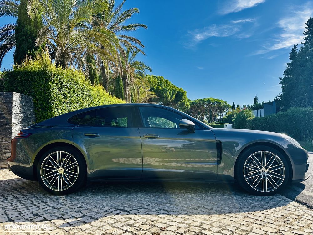 Porsche Panamera 4 Edition 10 Anos - 12