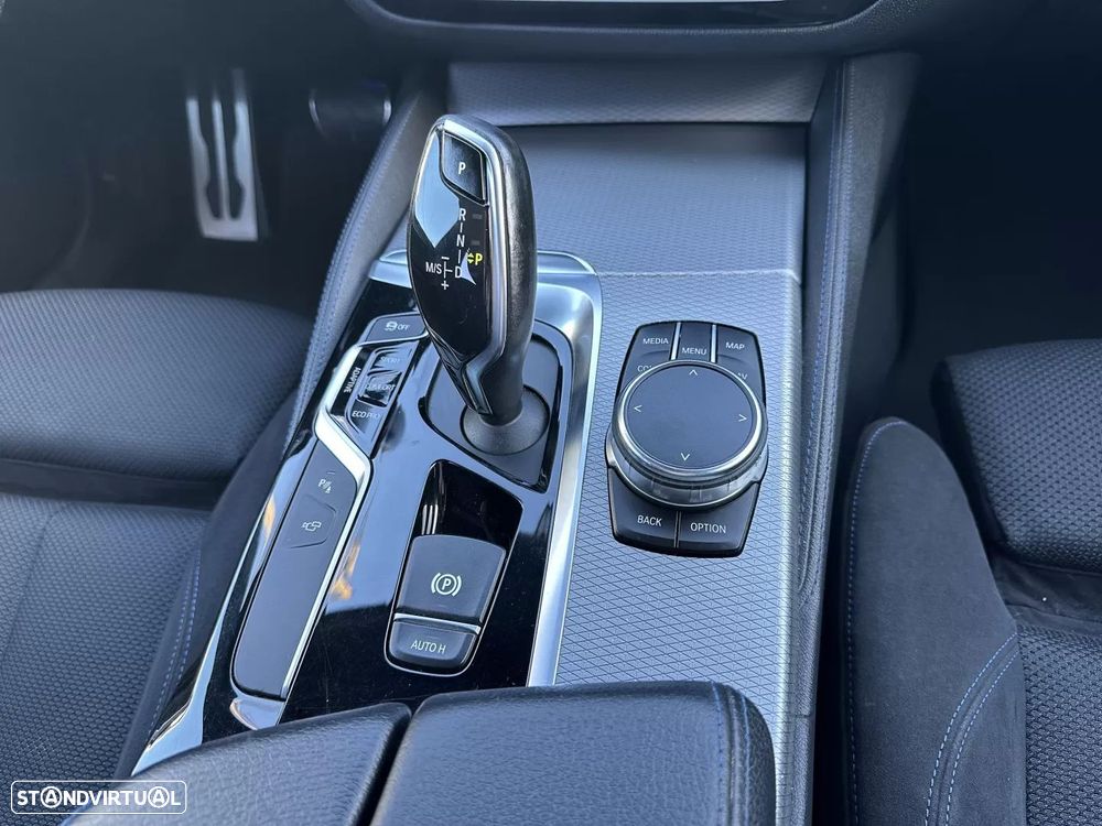 BMW M550d xDrive Auto - 46