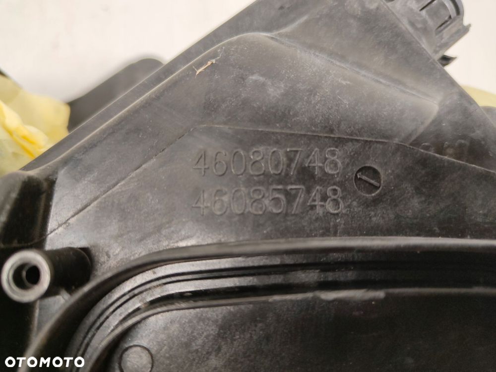 lancia delta 3 lampa prawa oryginał 2008-2014 - 7