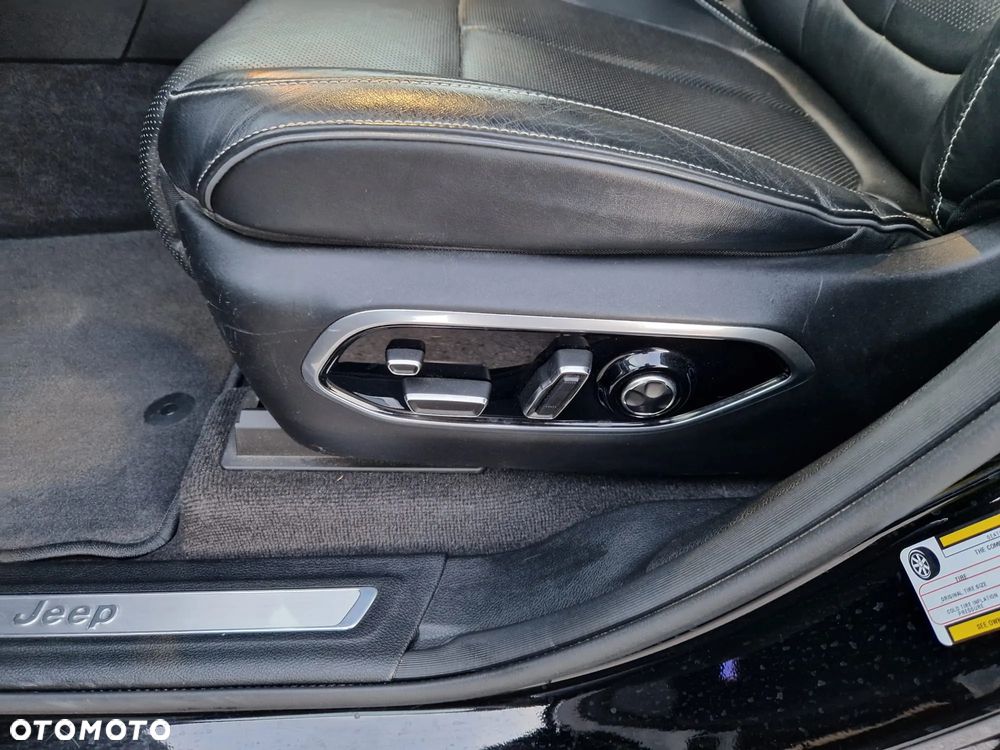 Jeep Grand Cherokee 3.6 V6 Overland EU6 - 27