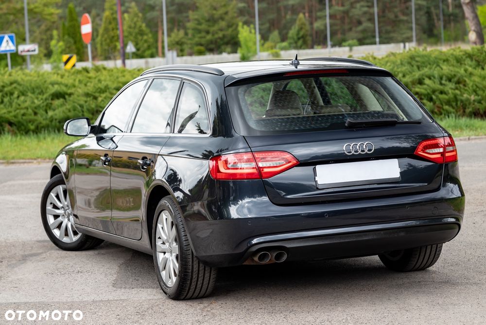 Audi A4 Avant 2.0 TDI DPF multitronic Attraction - 12