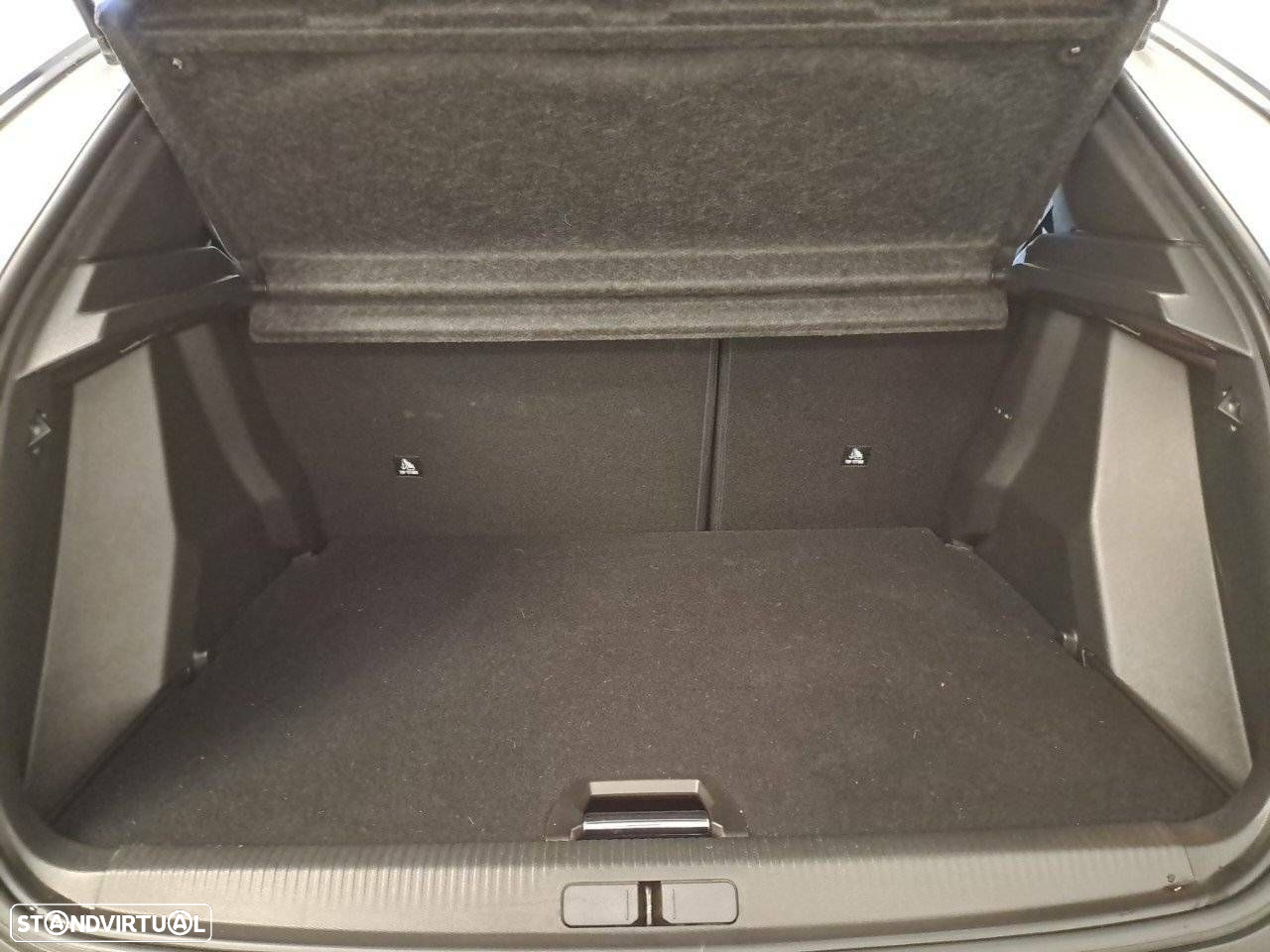Peugeot 2008 1.2 PureTech Allure Pack - 6