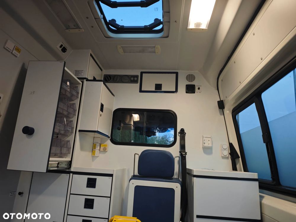 Volkswagen Crafter - 14