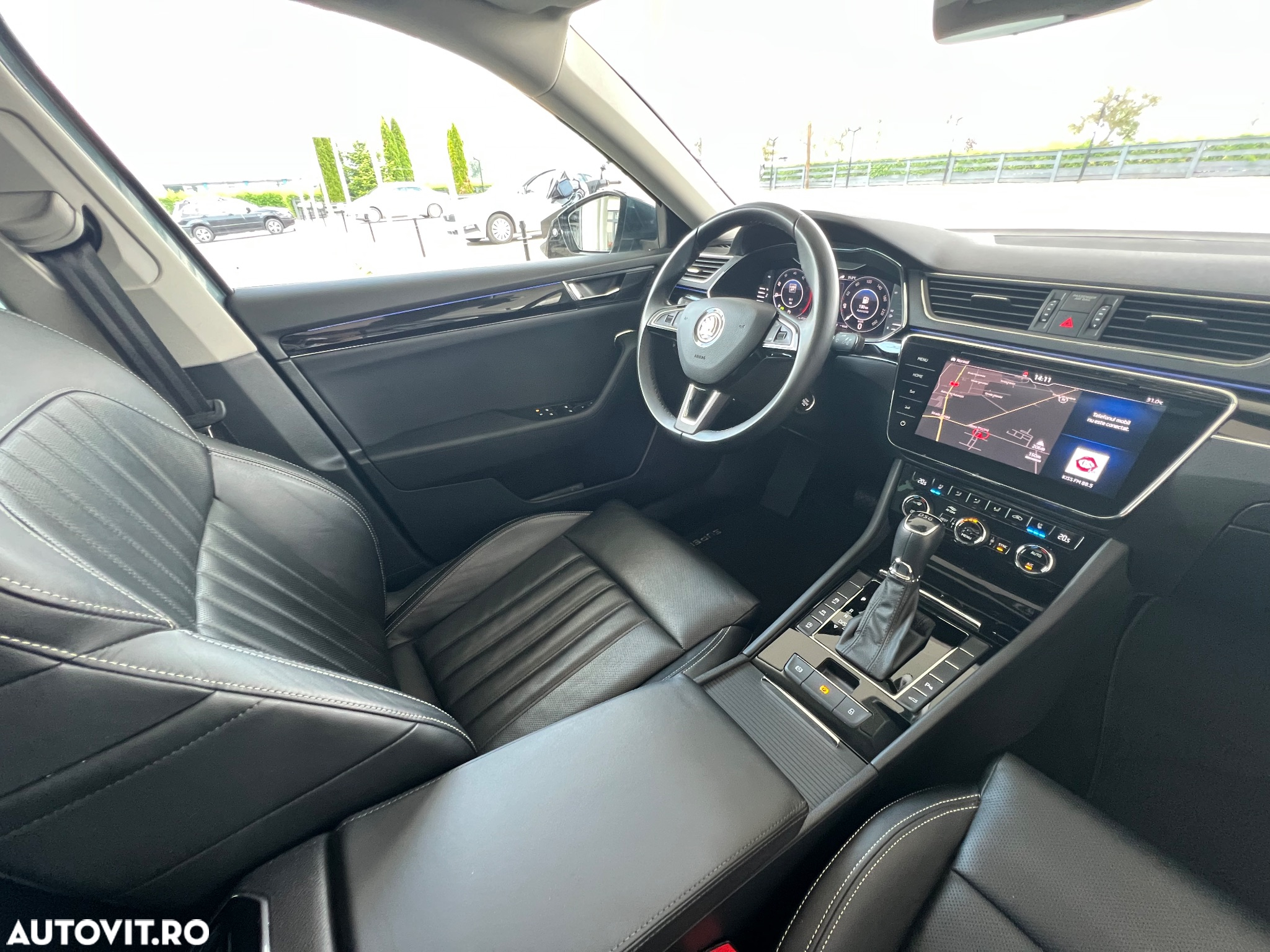 Skoda Superb 2.0 TDI DSG Laurin & Klement - 23