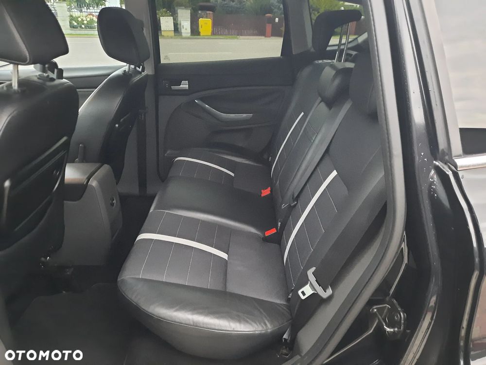Ford Kuga 2.0 TDCi 4x4 Trend - 23
