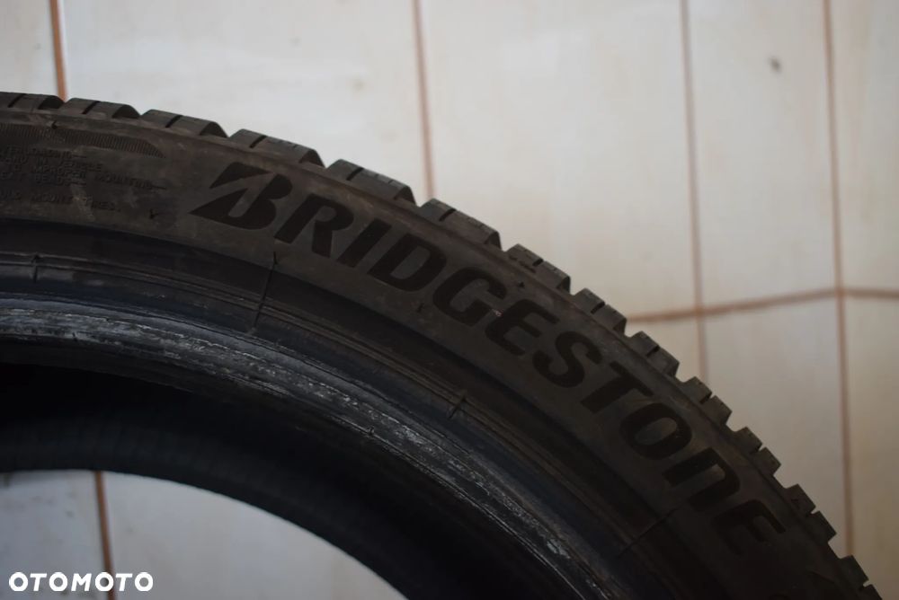R18 215/45 Bridgestone Blizzak LM 005 - 8