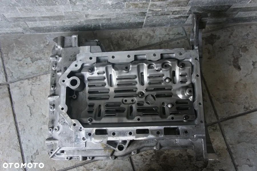 NR 145 Miska olejowa dolna część bloku silnika Jaguar XF Lift 9X2Q-6U004-CC - 2