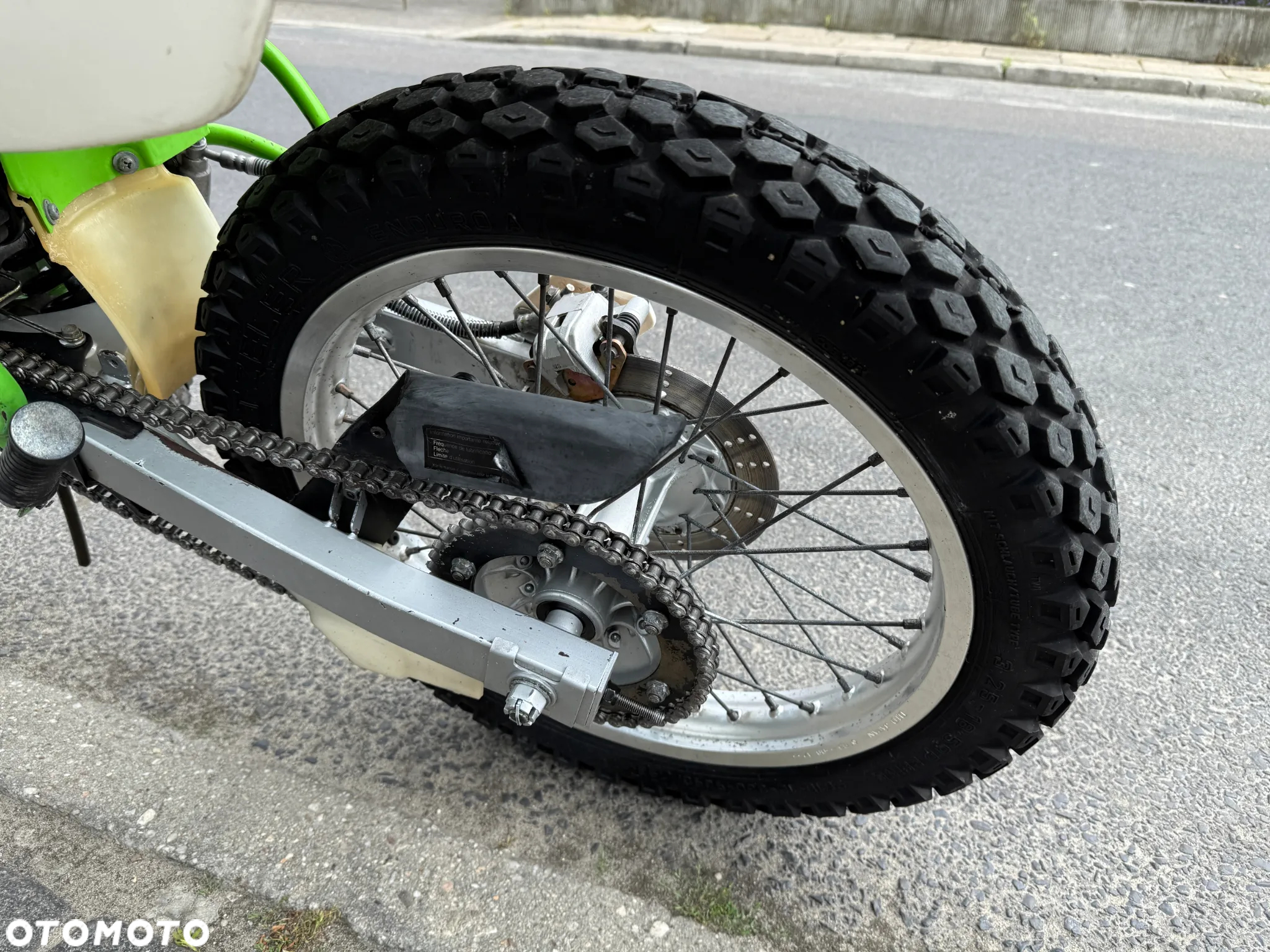 Kawasaki FX - 20