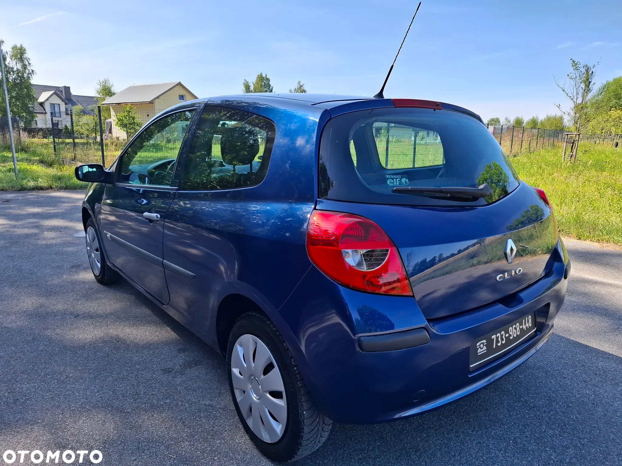 Renault Clio 1.2 16V 75 Collection - 3