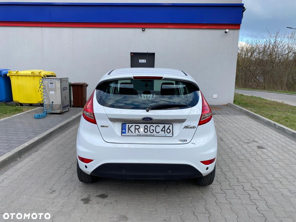 Ford Fiesta 1.6 TDCI Style - 6