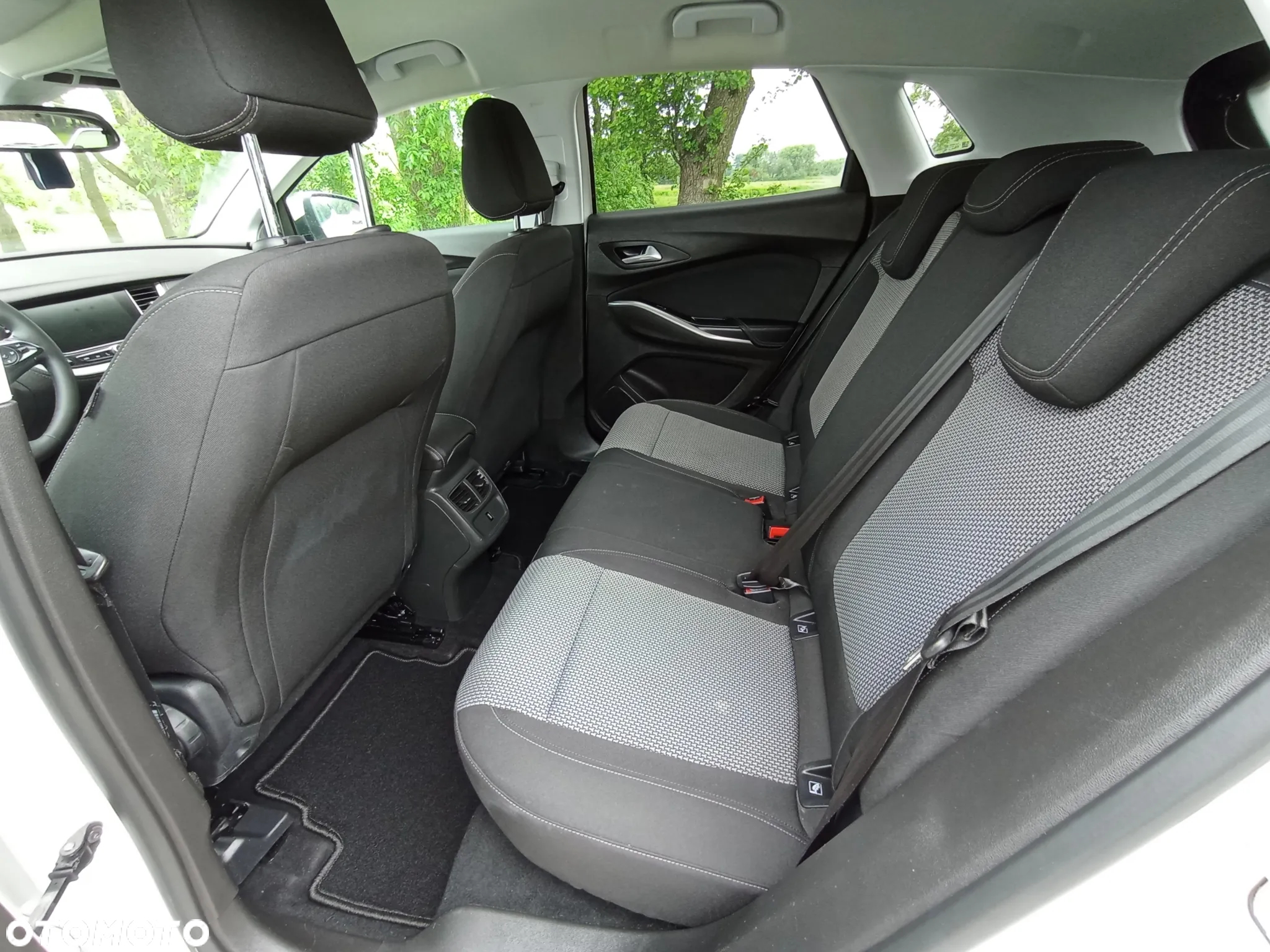 Opel Grandland X - 21