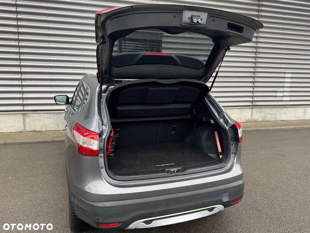 Nissan Qashqai 1.2 DIG-T Tekna EU6 - 6