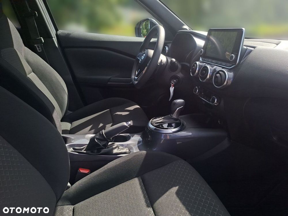Nissan Juke 1.0 DIG-T N-Connecta DCT - 9