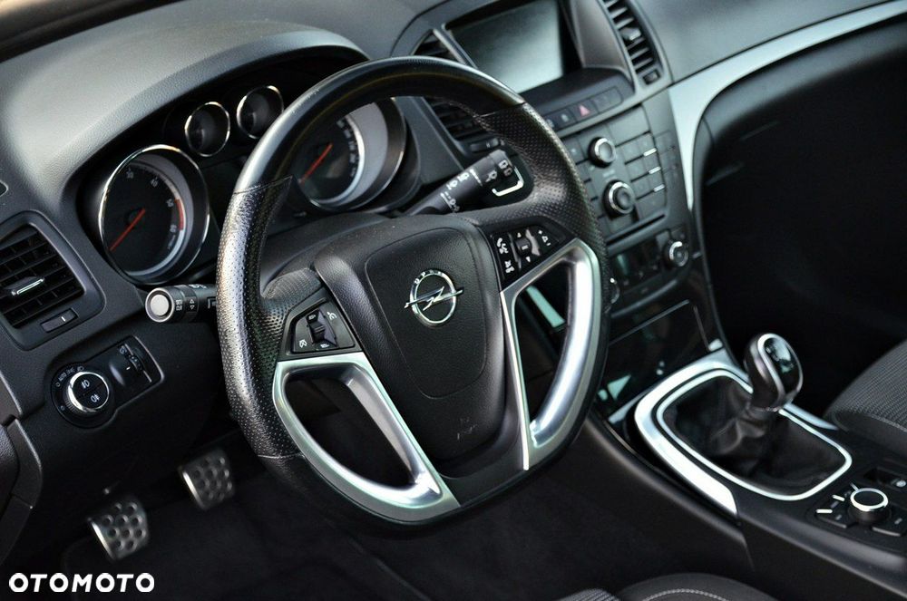 Opel Insignia - 27