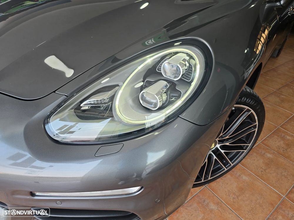 Porsche Panamera S Hybrid - 18