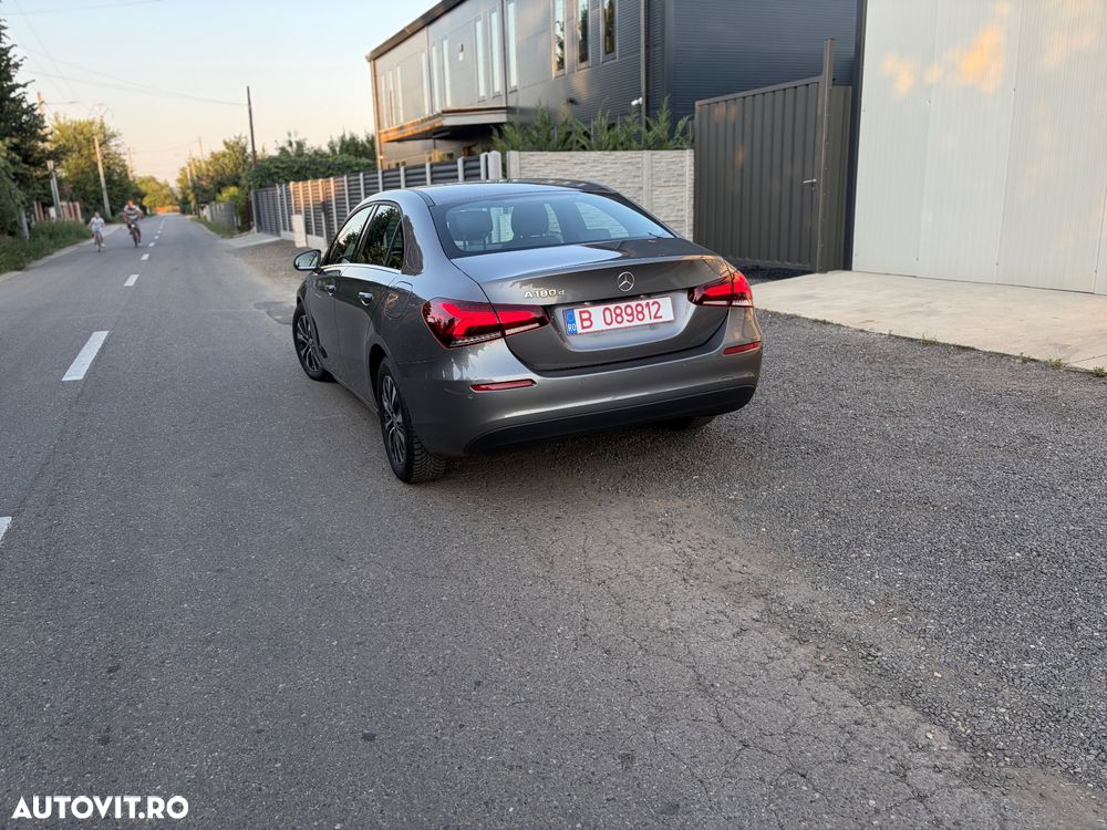 Mercedes-Benz A 180 d 8G-DCT - 13