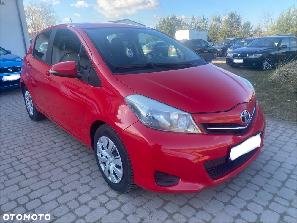 Toyota Yaris 1.0 Terra EU5 - 3
