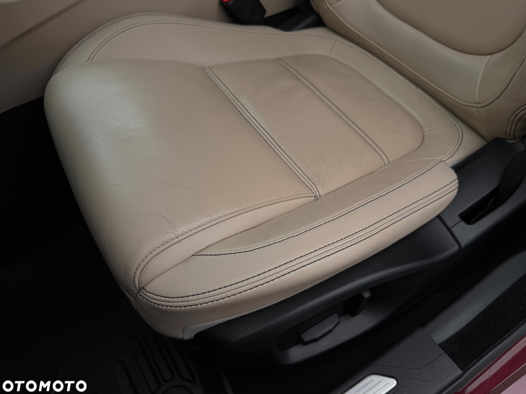 Jaguar XE 2.0 D Prestige - 15