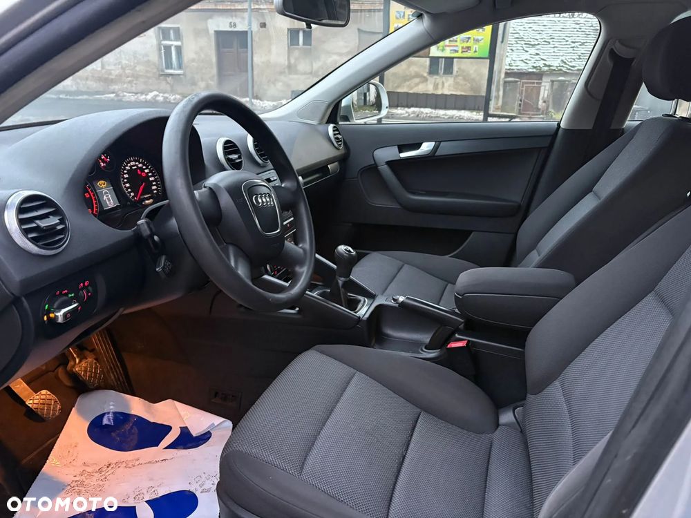 Audi A3 Sportback - 9