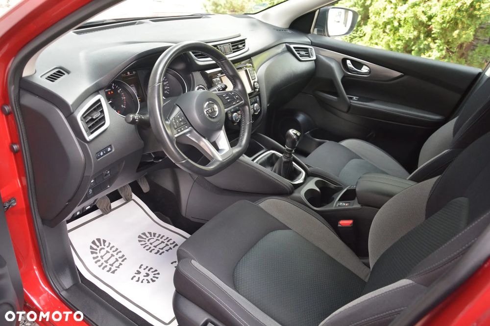 Nissan Qashqai 1.3 DIG-T AKARI - 13