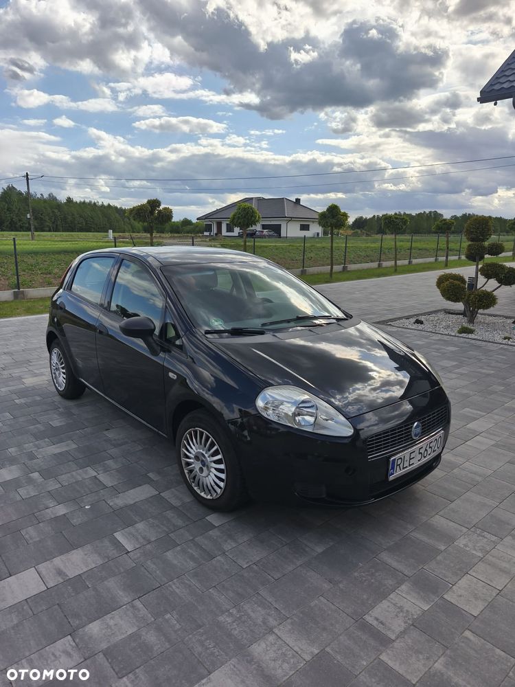 Fiat Punto 1.4 16V Dynamic - 1