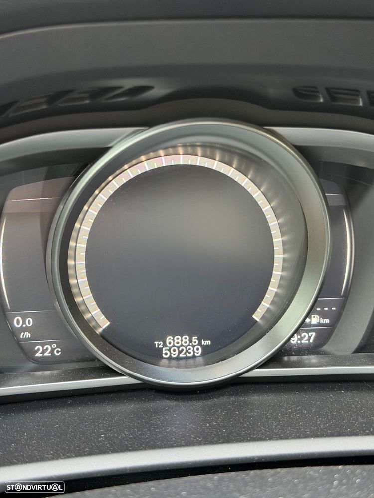 Volvo V40 1.5 T3 Sport Edition R Geartronic - 10