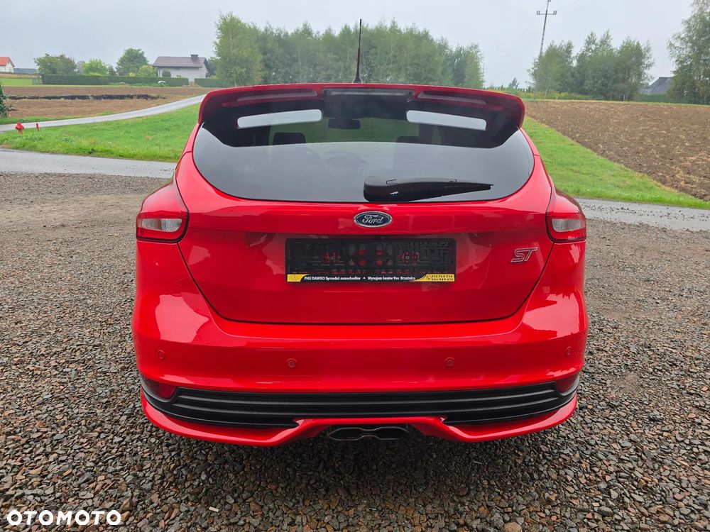 Ford Focus 2.0 EcoBoost ST mit Leder-Sport-Paket - 7