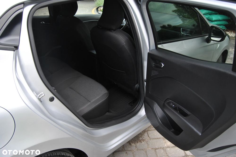 Renault Clio TCe 90 EVOLUTION - 29