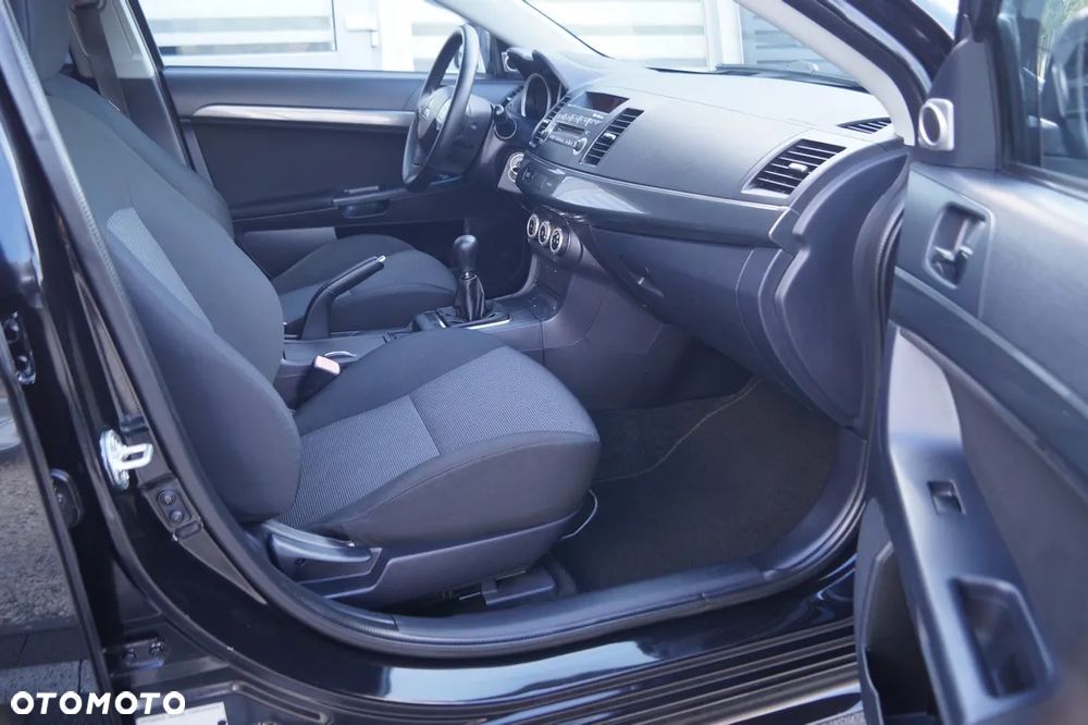 Mitsubishi Lancer 1.8 Instyle - 26